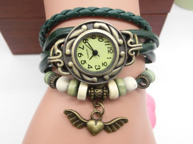 Vintage casual flying heart pendant bracelet watch