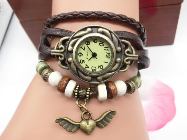 Vintage casual flying heart pendant bracelet watch
