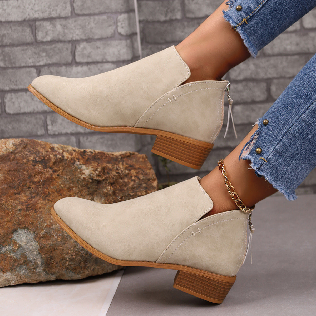 Women's Chunky Heel Ankle Boots - Pointed Toe V-Cut Short Boots for Fall & Winter