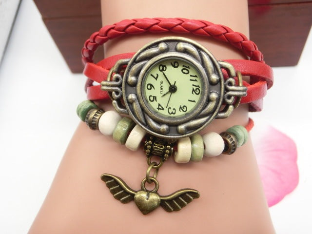 Vintage casual flying heart pendant bracelet watch