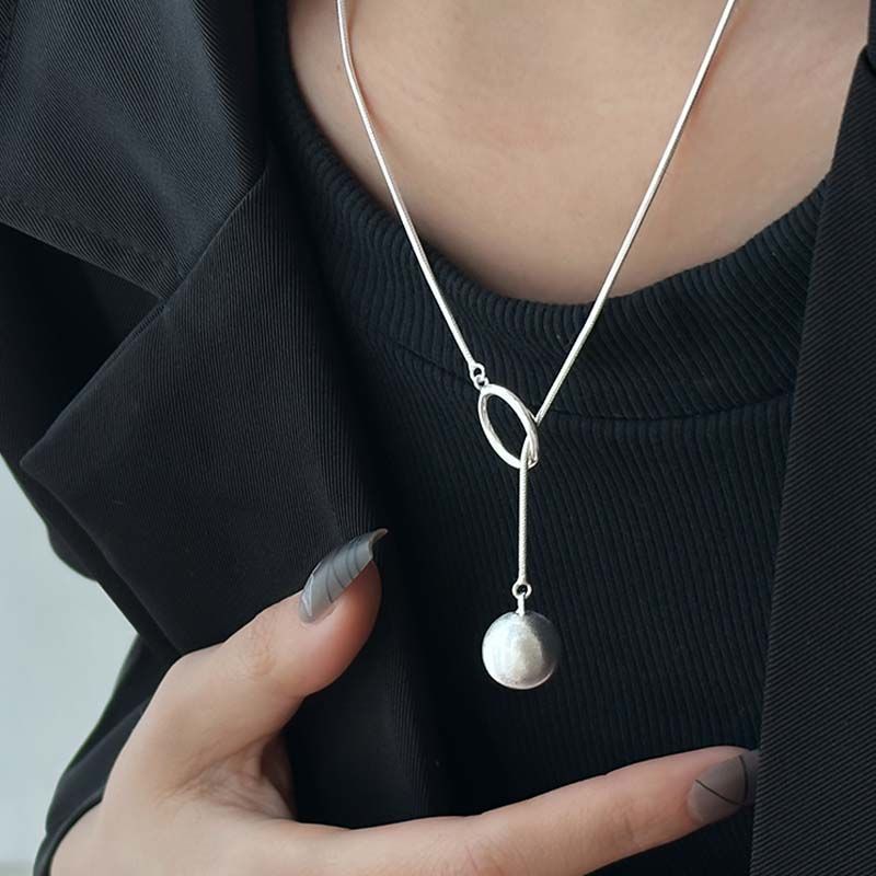 Women's Long Ball Pendant Necklace - Fashion Sweater Chain for Fall & Winter
