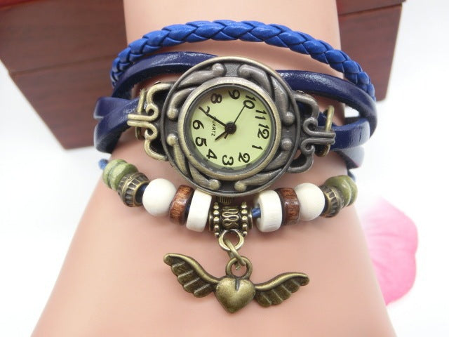 Vintage casual flying heart pendant bracelet watch