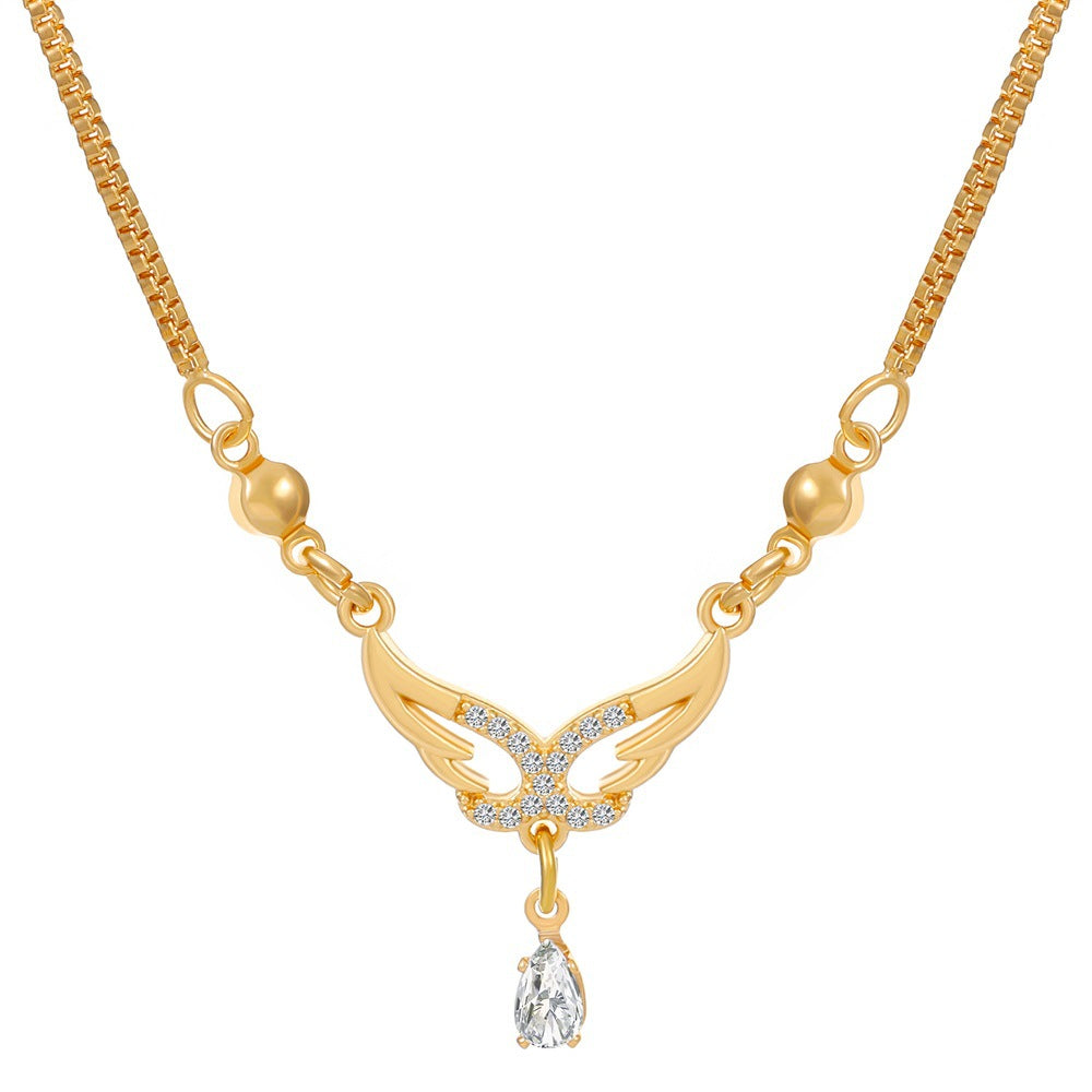 Women's Heart Vintage Fashion Necklace Collection