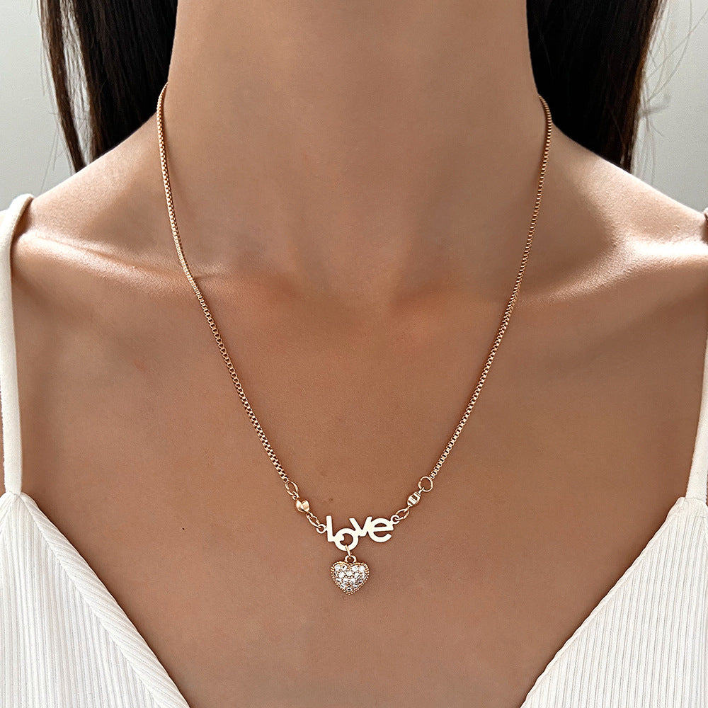 Women's Heart Vintage Fashion Necklace Collection
