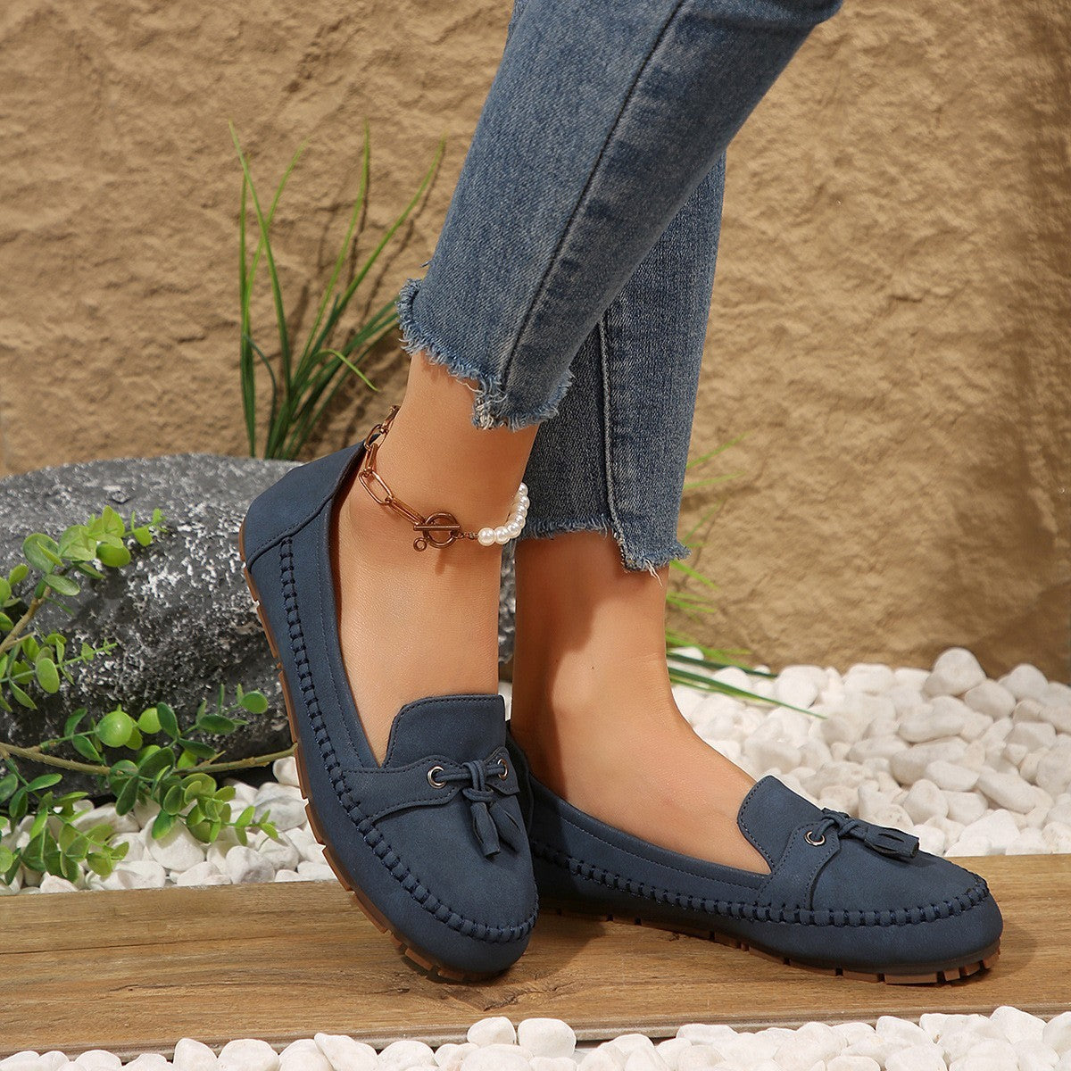 Women's Non-Slip Round Toe Loafers – Soft Comfortable Flat Shoes