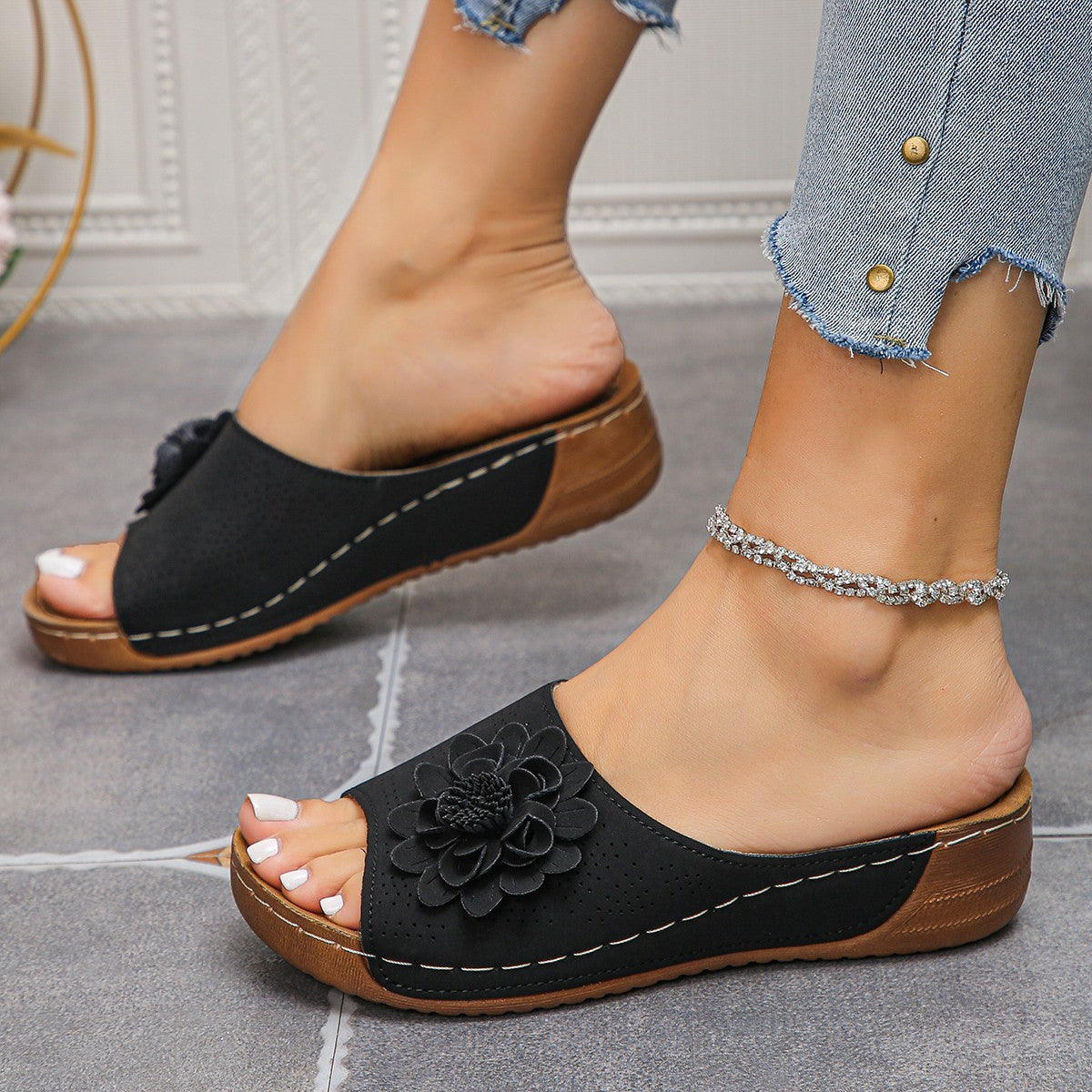Women's Flower Wedge Sandals – Retro Hollow Summer Beach Shoes
