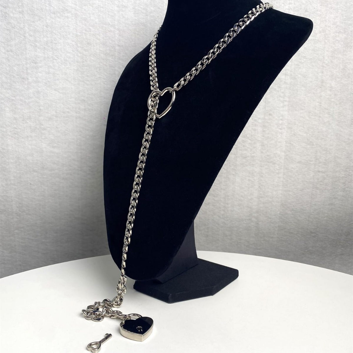 2025 Fashion Jewelry Slip Chain Necklace | Adjustable Long Cuban Necklace with Heart O-Ring & Lock Core Key Pendant